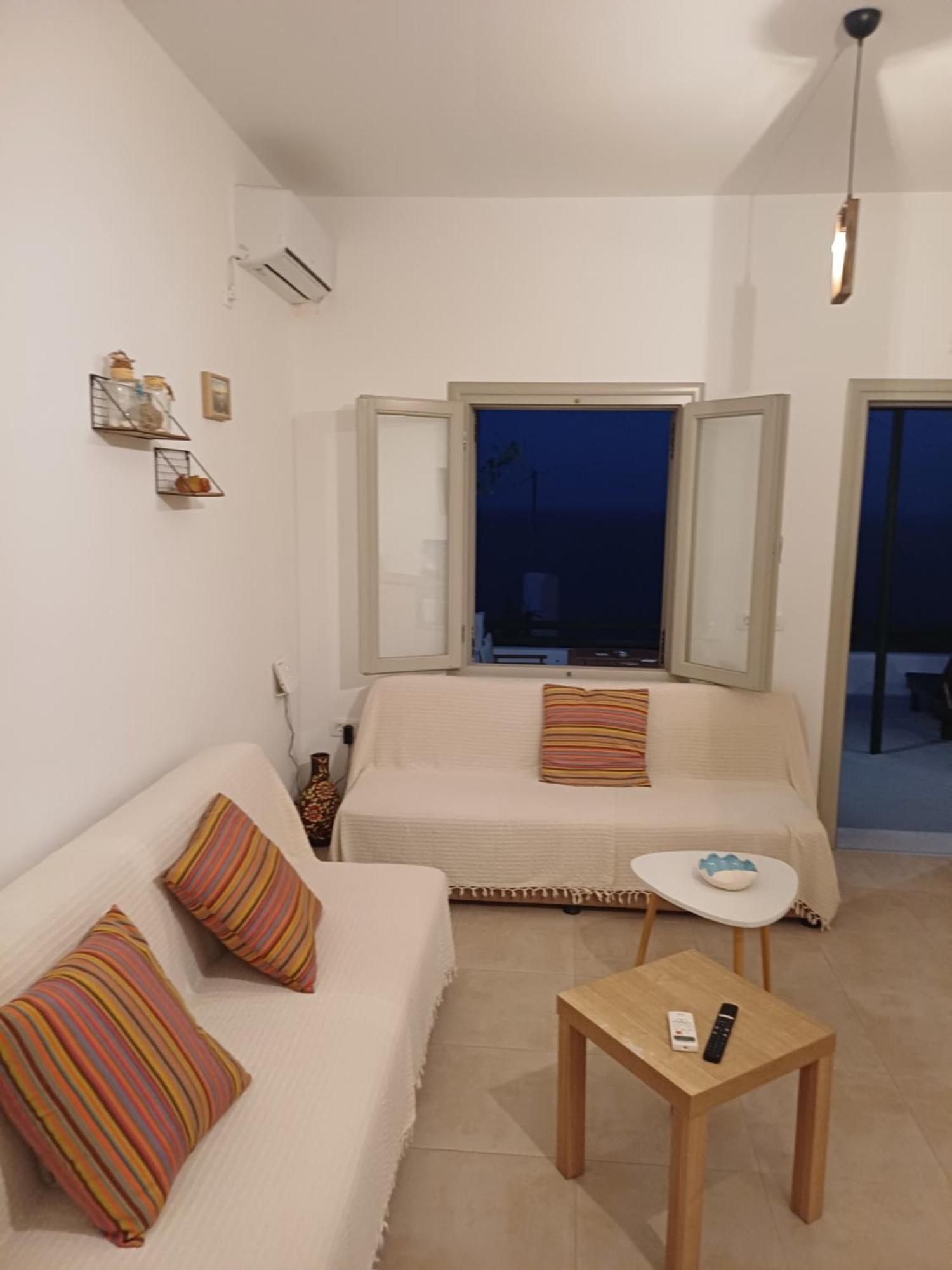 فيلا 'Irene' Cycladic House With Sunrise And Sea View! Foinikiá المظهر الخارجي الصورة